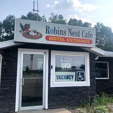 Robin's Nest Motel and Cafe